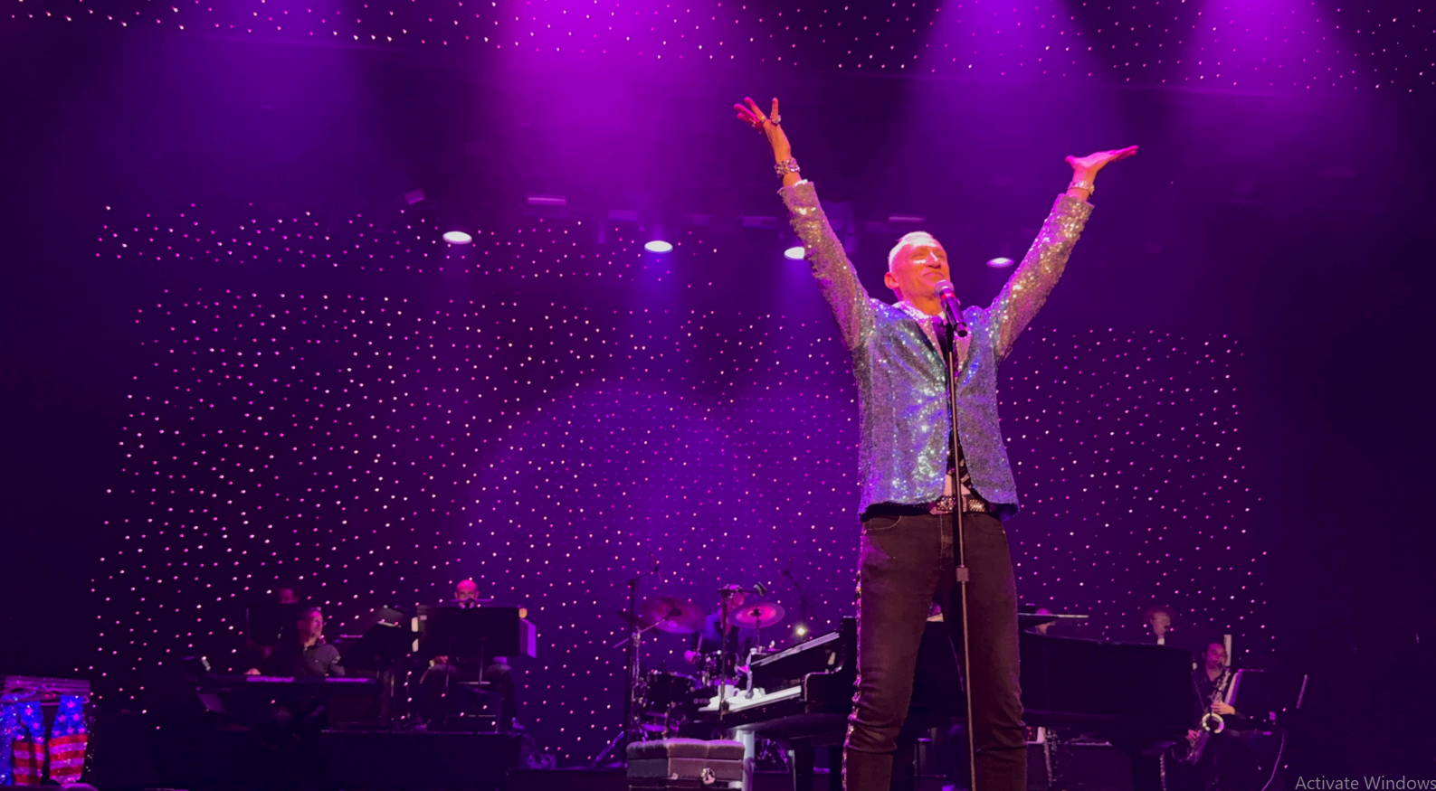 Independence of the Seas 1